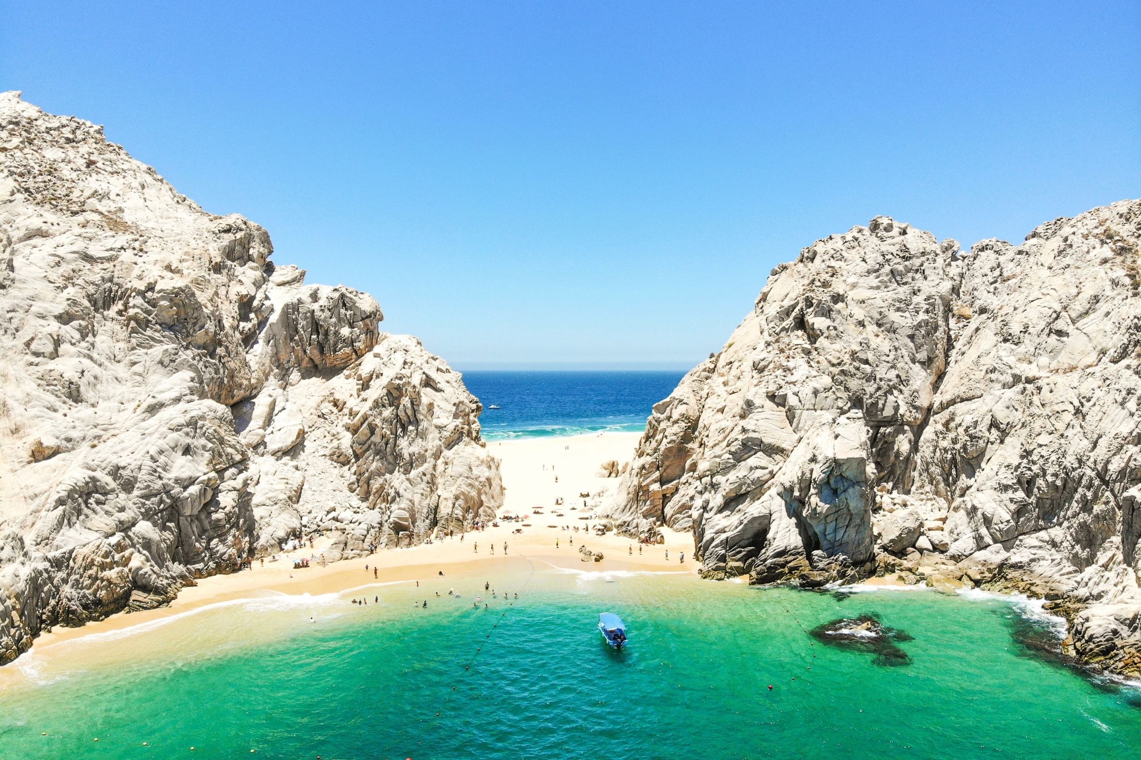 Rent a boat in the Canary Islands